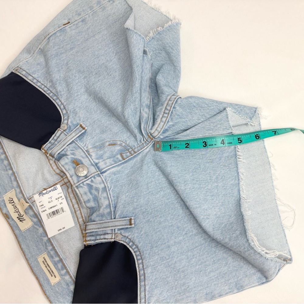 NWT $98 Madewell Women's Maternity Relaxed Mid-length Denim Shorts, Size 23 - Picture 10 of 14